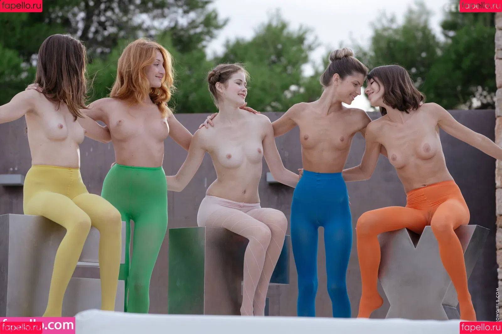 Michelle H. aka The Red Fox / ne_prosto_lisa / redfoxofficial Onlyfans Photo Gallery 