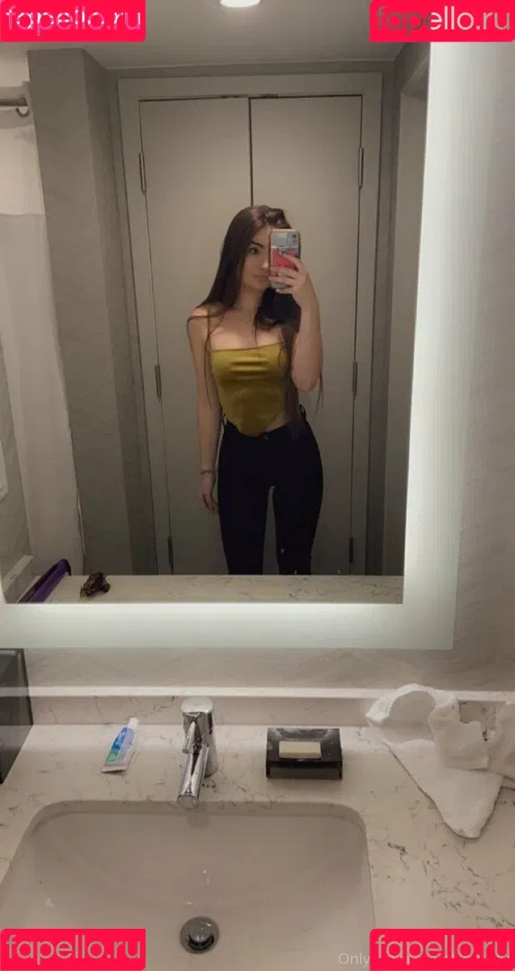 elliexlove / elliexlovely Onlyfans Photo Gallery 