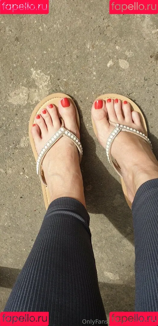 feet.marina Onlyfans Photo Gallery 