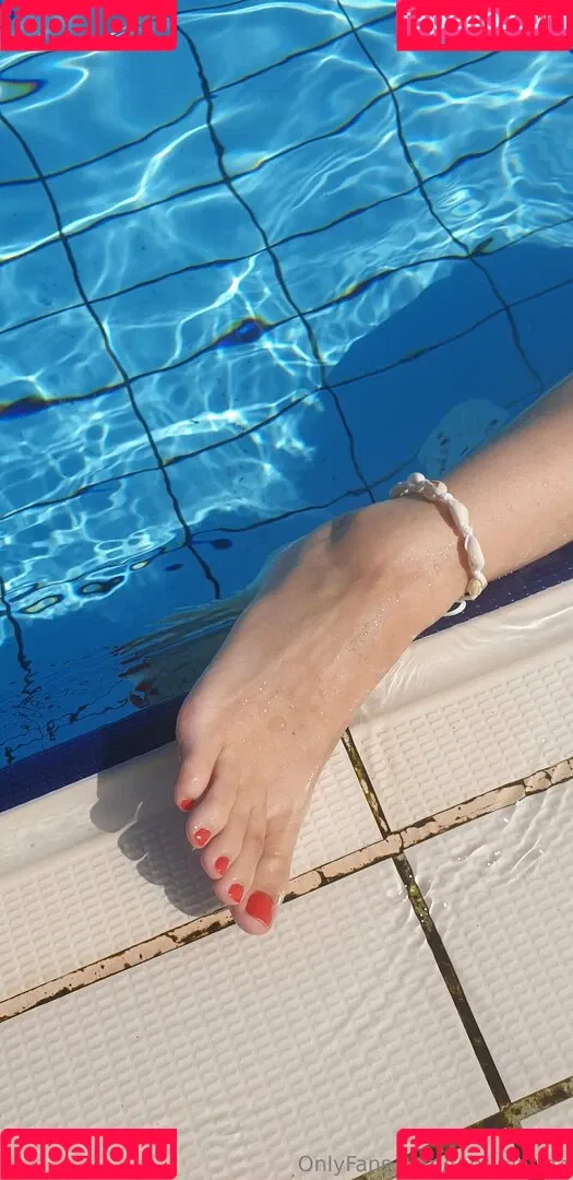 feet.marina Onlyfans Photo Gallery 