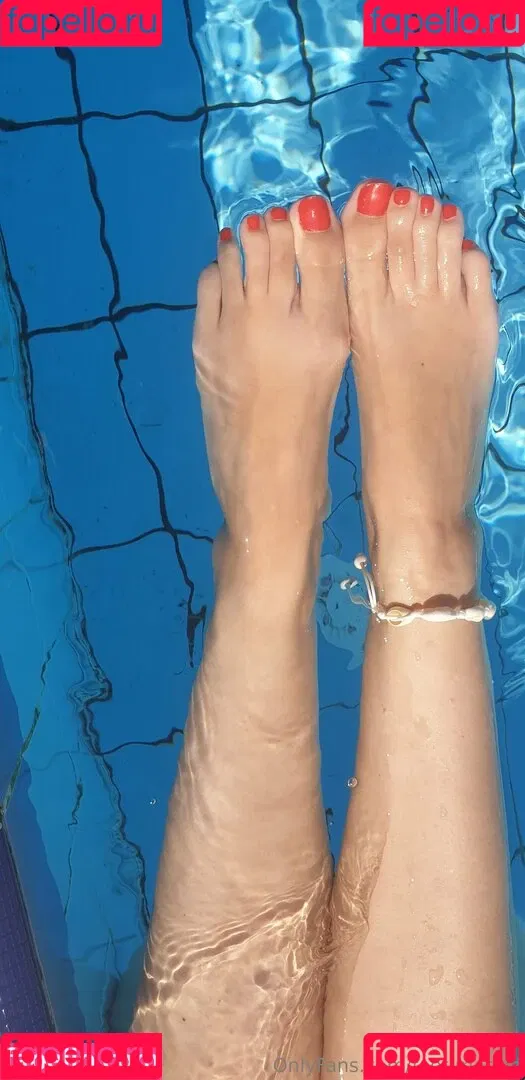 feet.marina Onlyfans Photo Gallery 