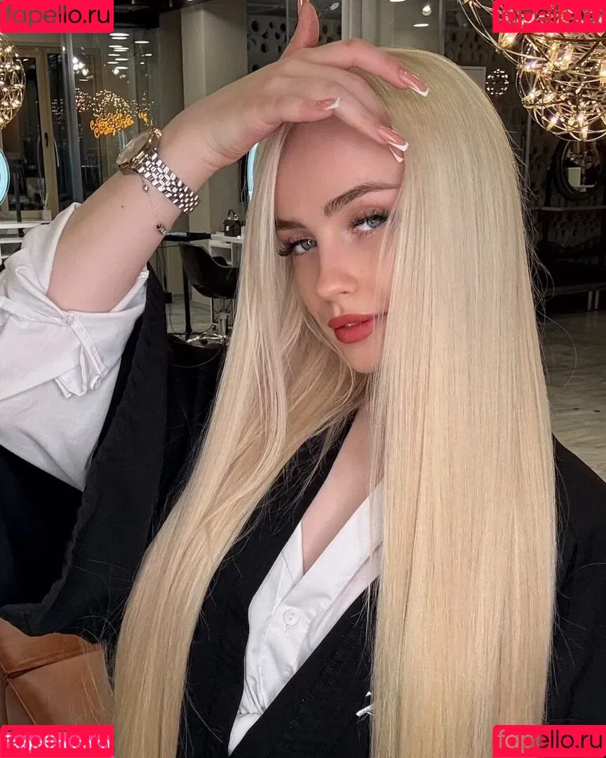 alissa_v_w / alissa_wxw Onlyfans Photo Gallery 