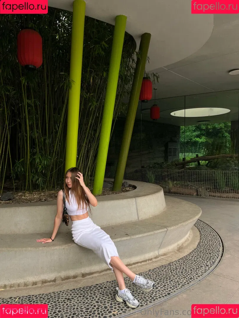 xxxoli Onlyfans Photo Gallery 