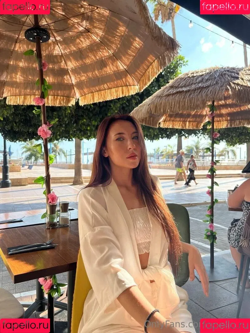 xxxoli Onlyfans Photo Gallery 