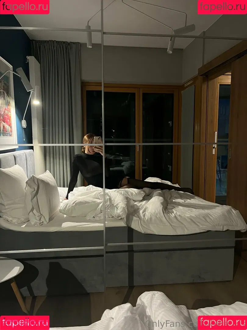 xxxoli Onlyfans Photo Gallery 