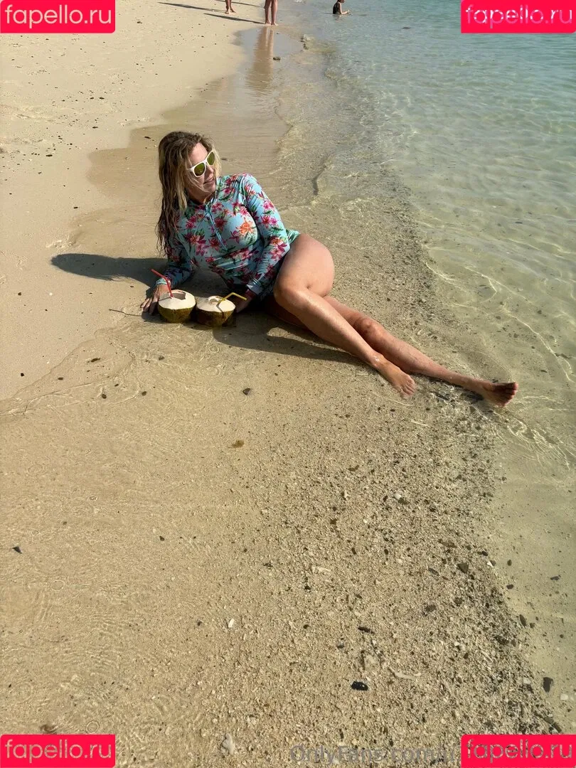 lway1831 / u118668979 Onlyfans Photo Gallery 