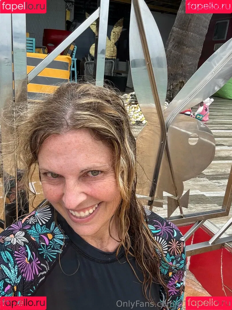 lway1831 / u118668979 Onlyfans Photo Gallery 