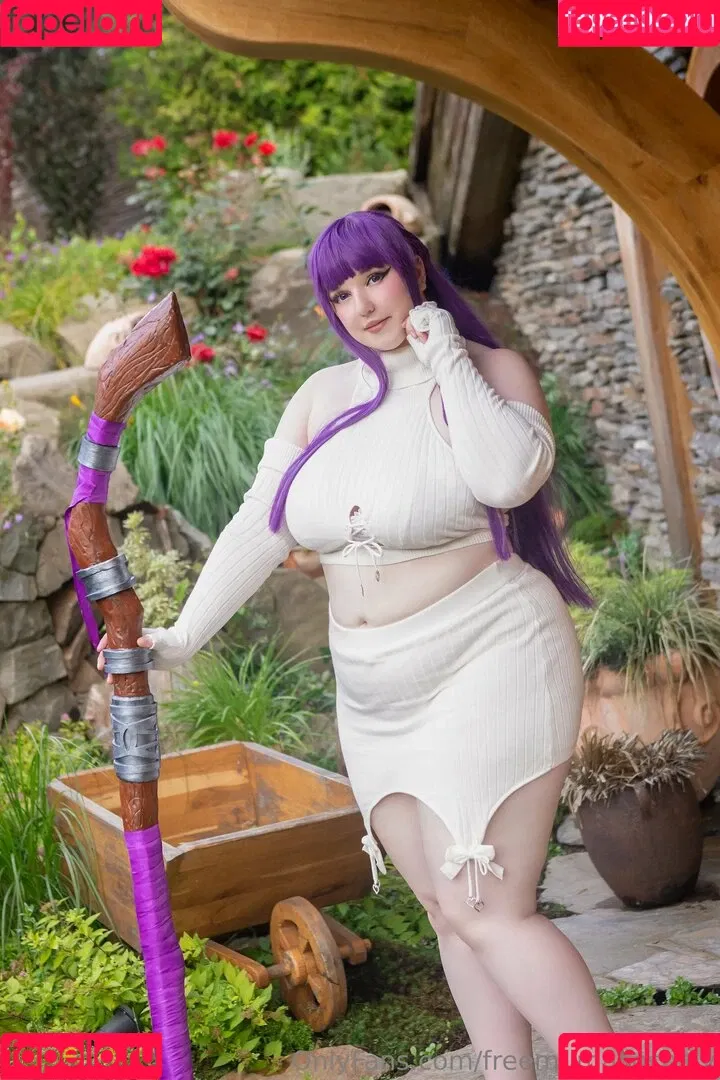 free_mommy / freemumacosplay Onlyfans Photo Gallery 