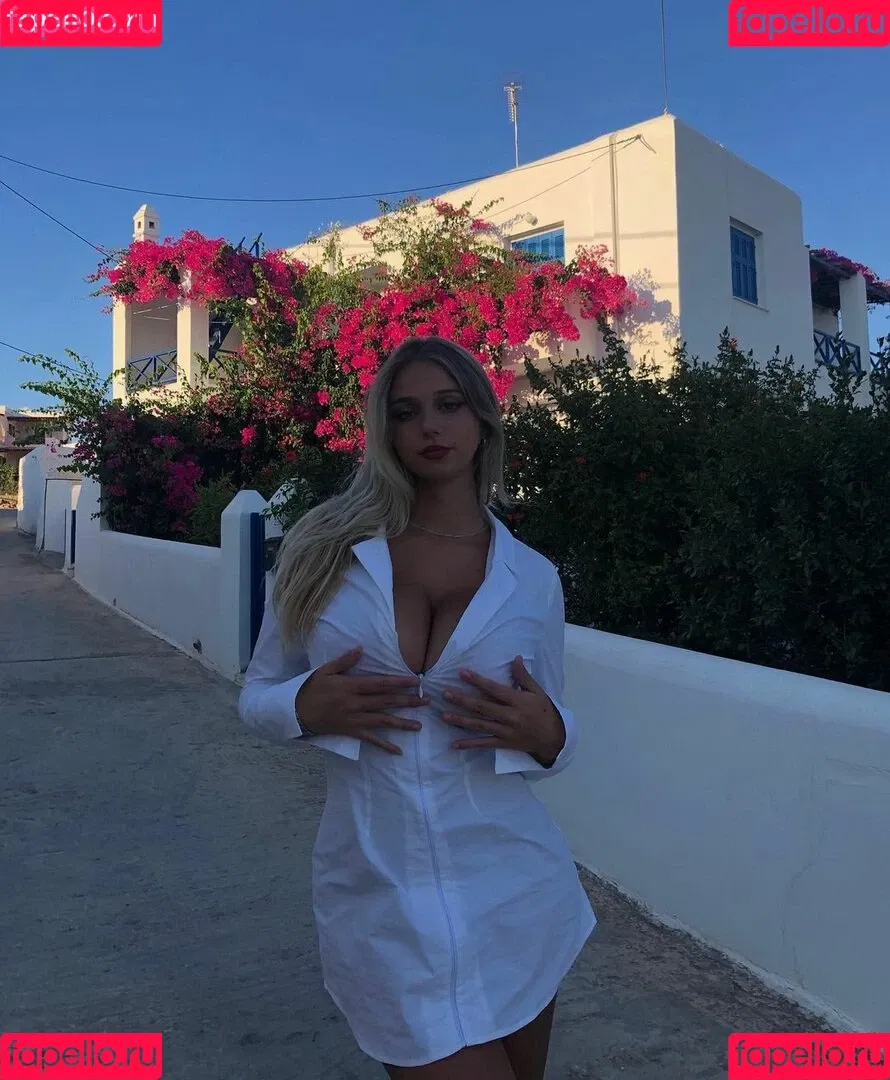 ellie_ann / elly / elly.ann / ellyy.ann Onlyfans Photo Gallery 