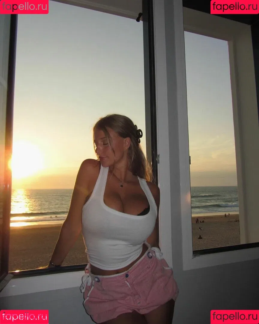 ellie_ann / elly / elly.ann / ellyy.ann Onlyfans Photo Gallery 