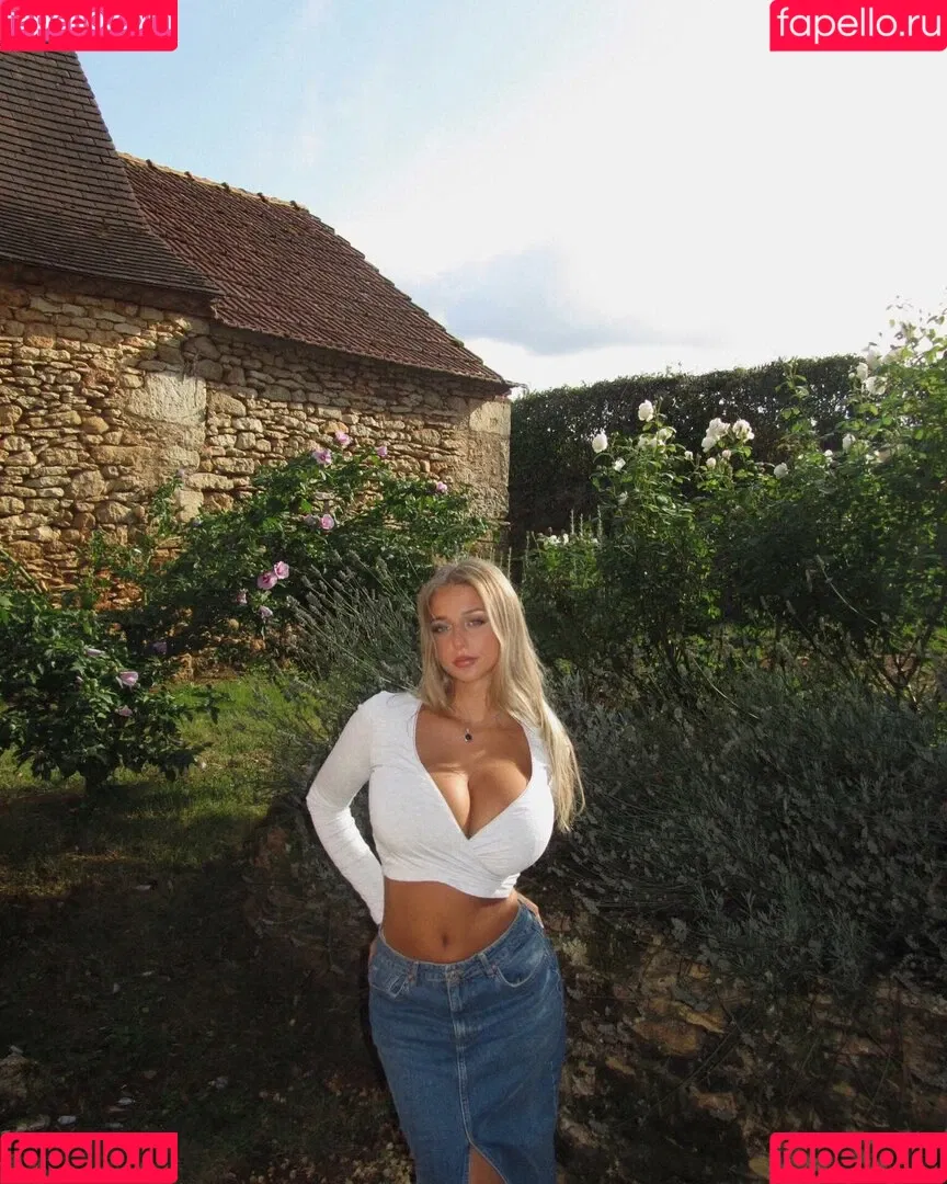 ellie_ann / elly / elly.ann / ellyy.ann Onlyfans Photo Gallery 