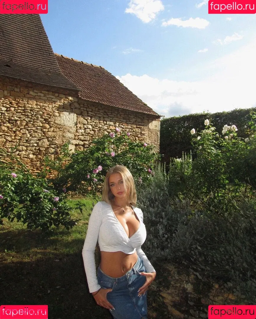 ellie_ann / elly / elly.ann / ellyy.ann Onlyfans Photo Gallery 