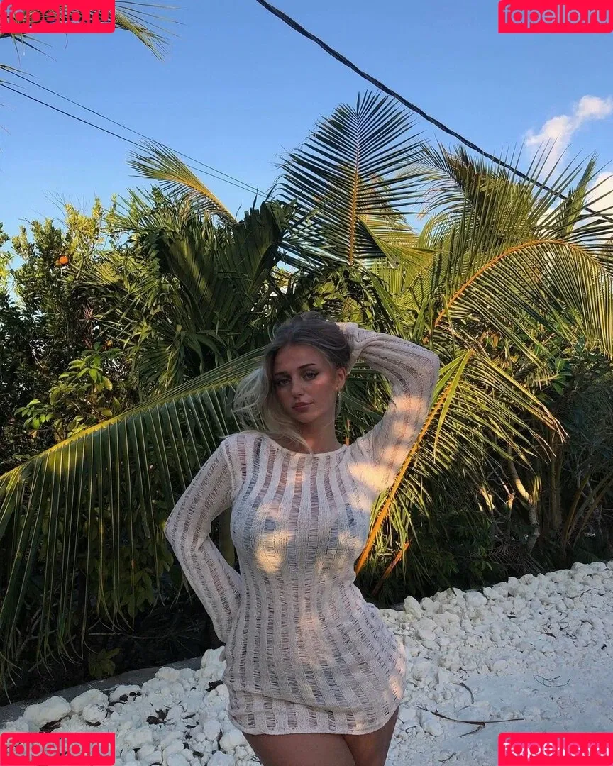 ellie_ann / elly / elly.ann / ellyy.ann Onlyfans Photo Gallery 