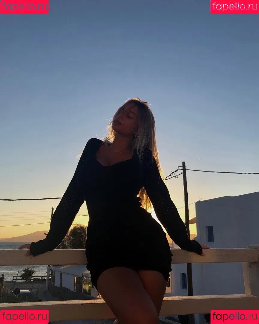 ellie_ann / elly / elly.ann / ellyy.ann Onlyfans Photo Gallery 