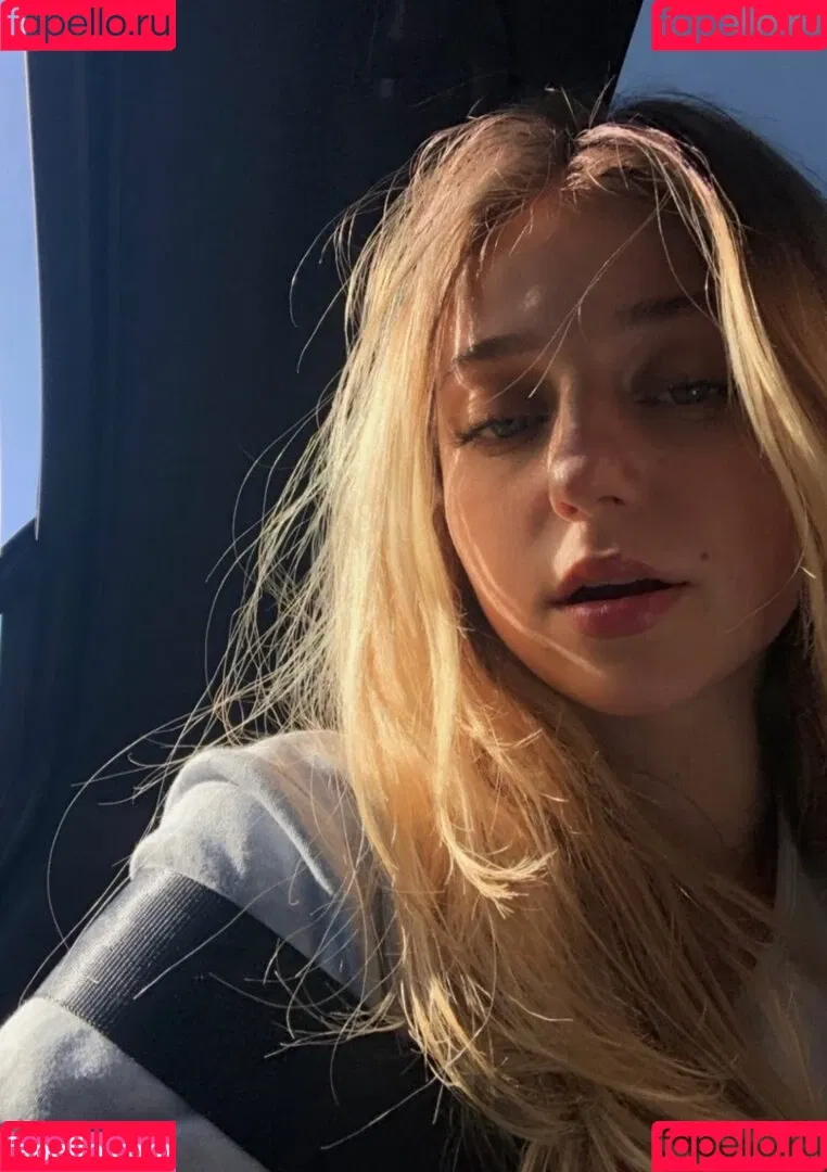 ellie_ann / elly / elly.ann / ellyy.ann Onlyfans Photo Gallery 