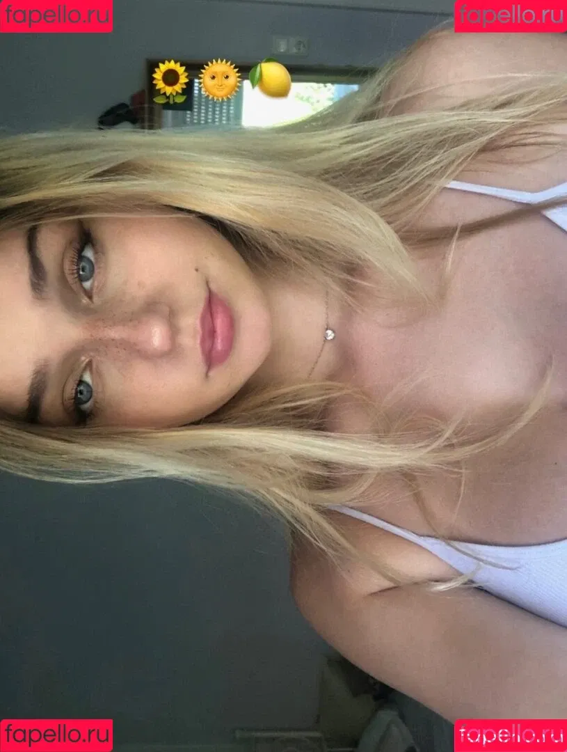 ellie_ann / elly / elly.ann / ellyy.ann Onlyfans Photo Gallery 