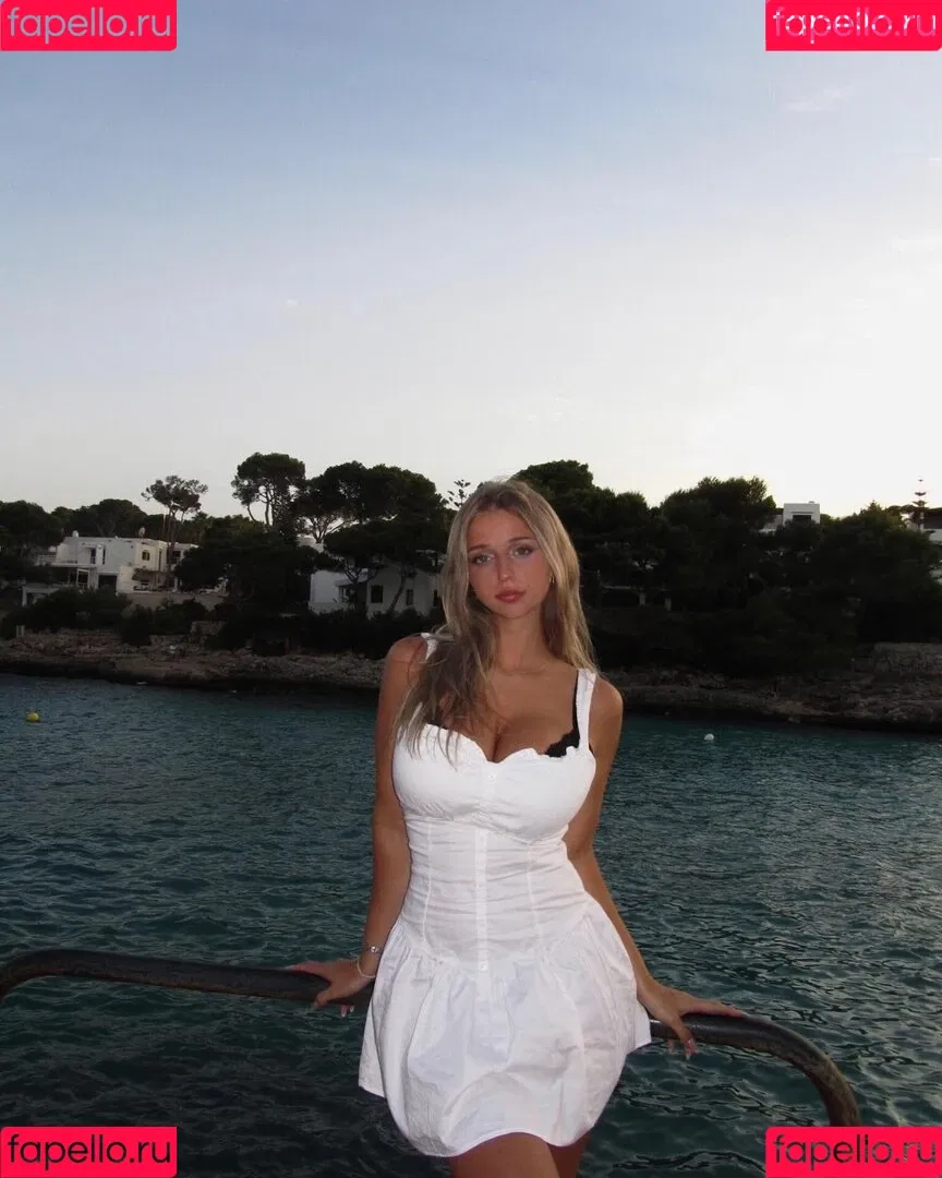 ellie_ann / elly / elly.ann / ellyy.ann Onlyfans Photo Gallery 