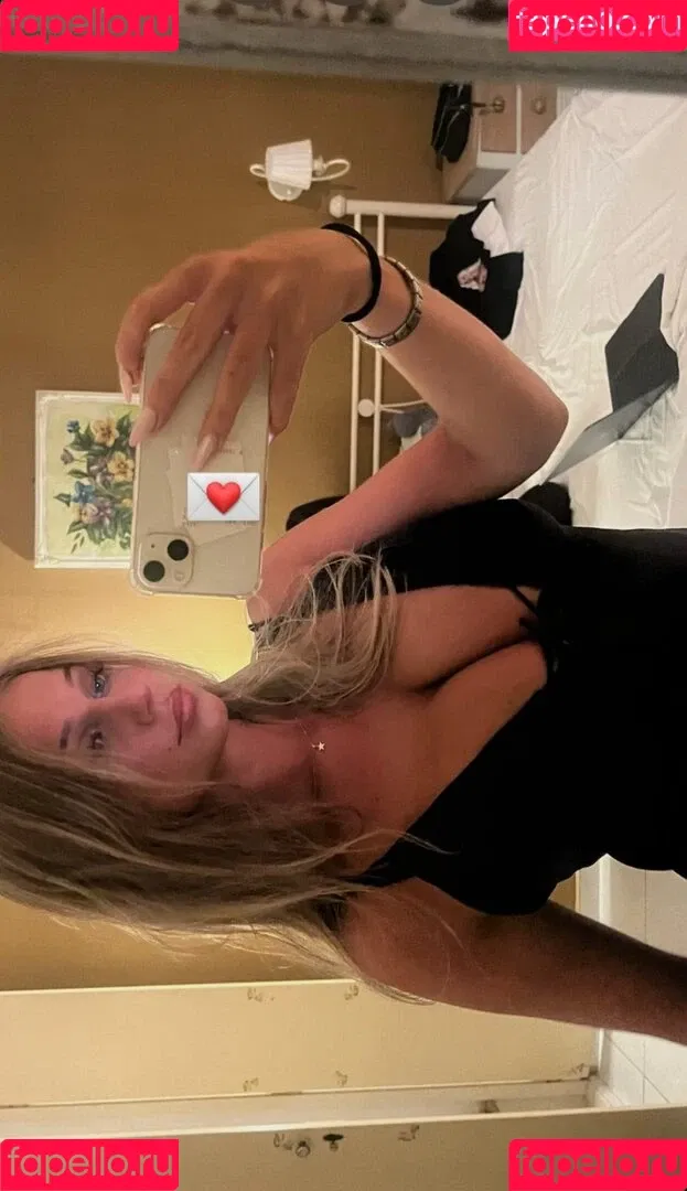 ellie_ann / elly / elly.ann / ellyy.ann Onlyfans Photo Gallery 