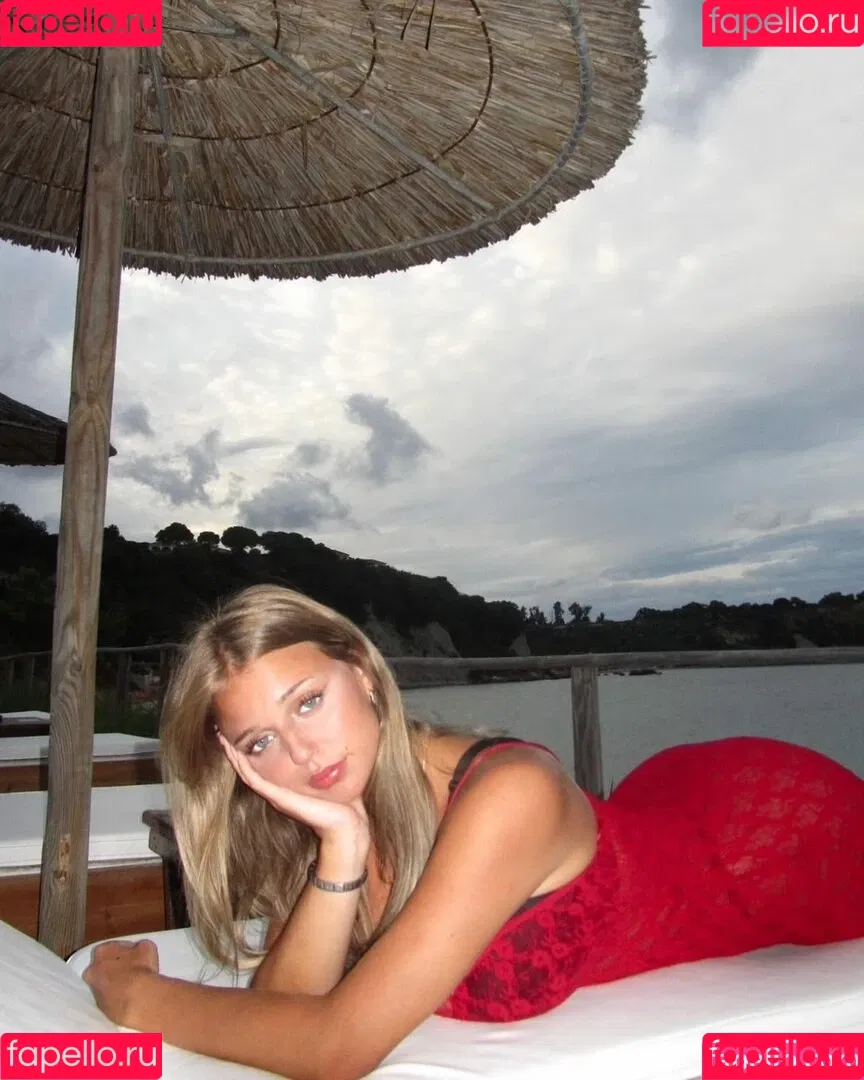 ellie_ann / elly / elly.ann / ellyy.ann Onlyfans Photo Gallery 