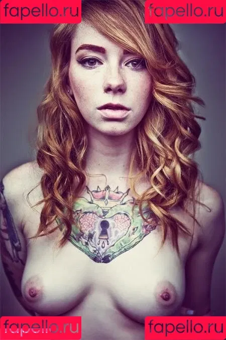 Hattie Watson / eittahton Onlyfans Photo Gallery 