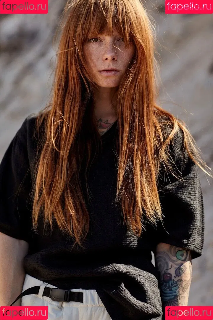 Hattie Watson / eittahton Onlyfans Photo Gallery 