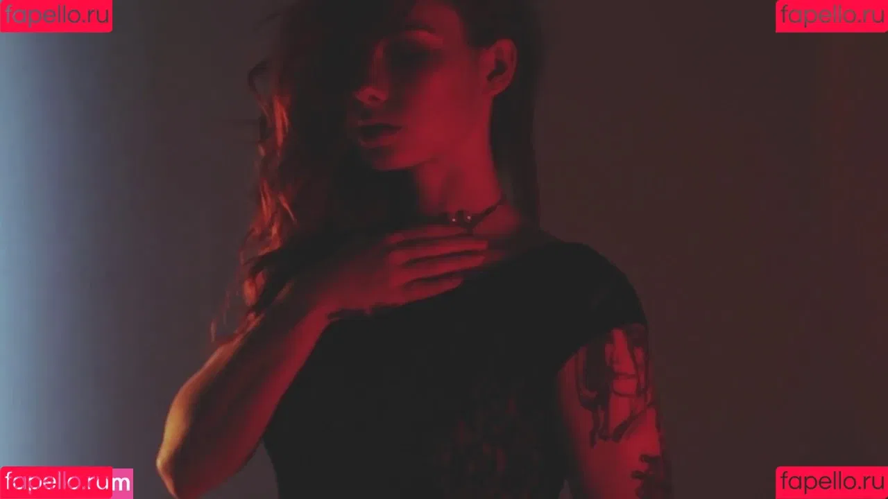 Hattie Watson / eittahton Onlyfans Photo Gallery 