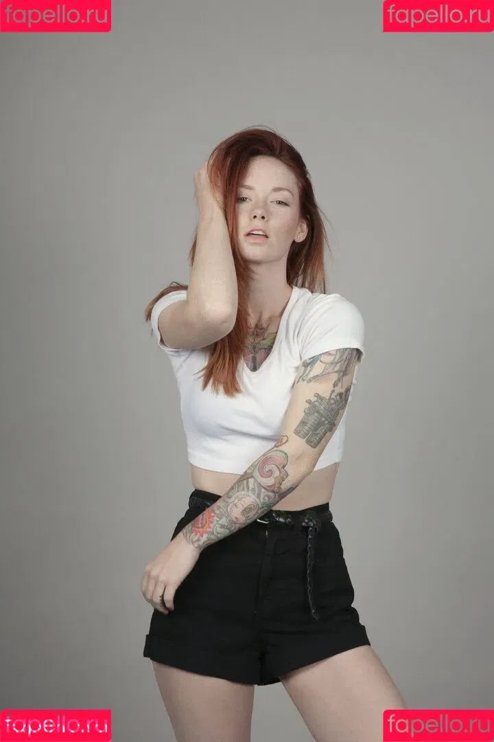 Hattie Watson / eittahton Onlyfans Photo Gallery 