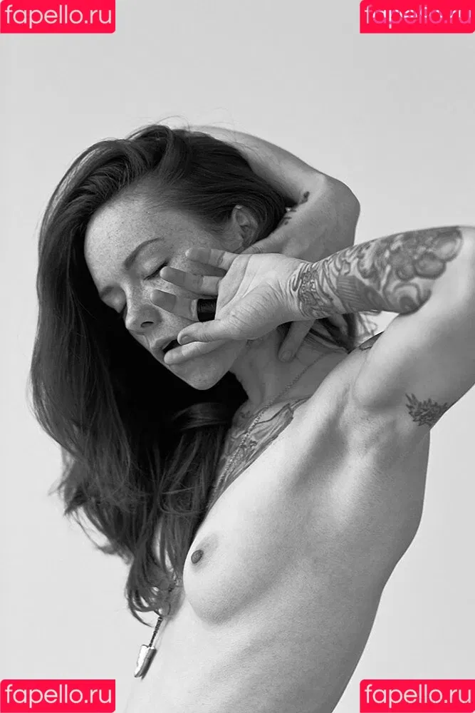 Hattie Watson / eittahton Onlyfans Photo Gallery 