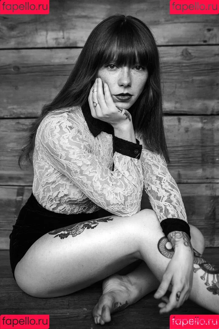 Hattie Watson / eittahton Onlyfans Photo Gallery 