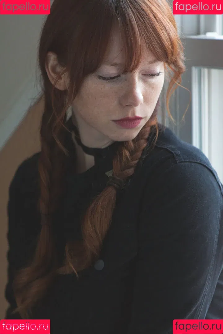 Hattie Watson / eittahton Onlyfans Photo Gallery 