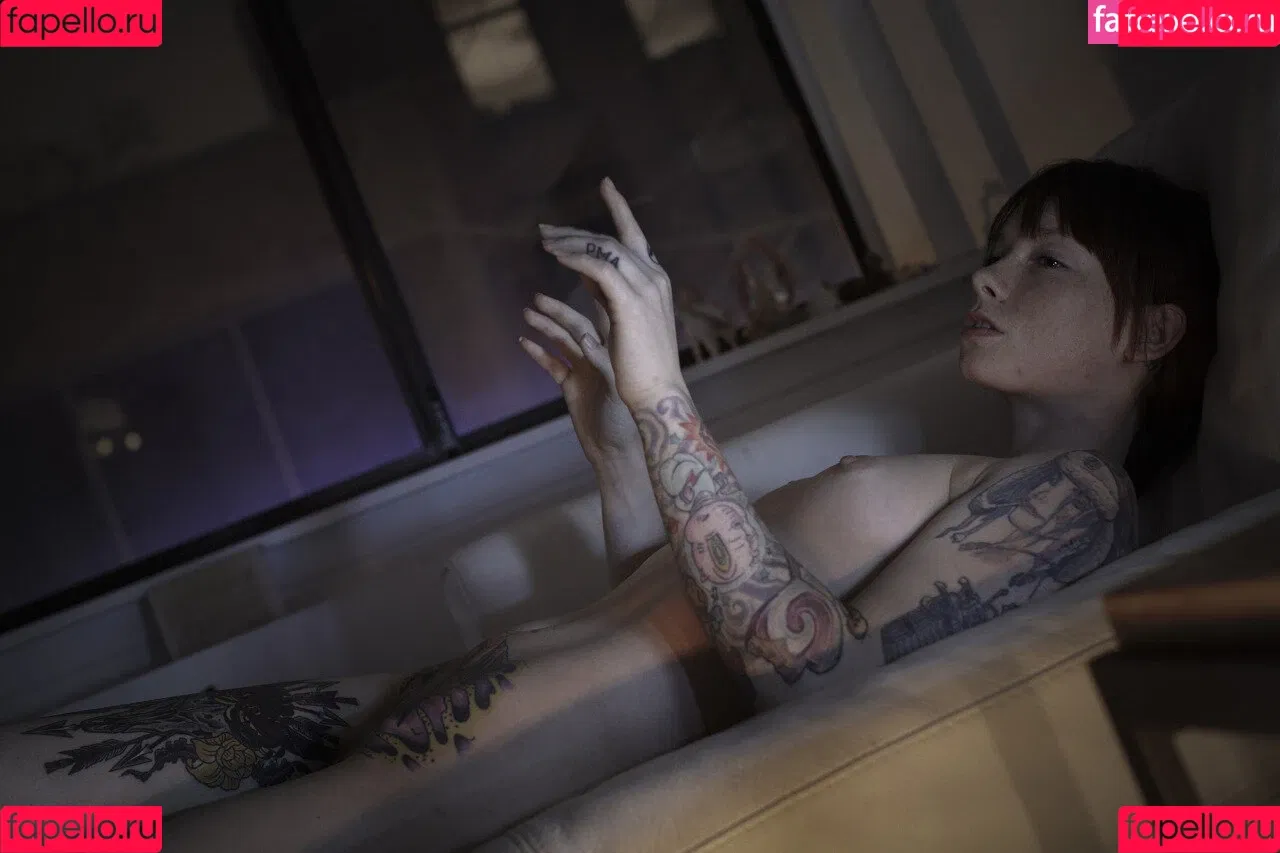 Hattie Watson / eittahton Onlyfans Photo Gallery 