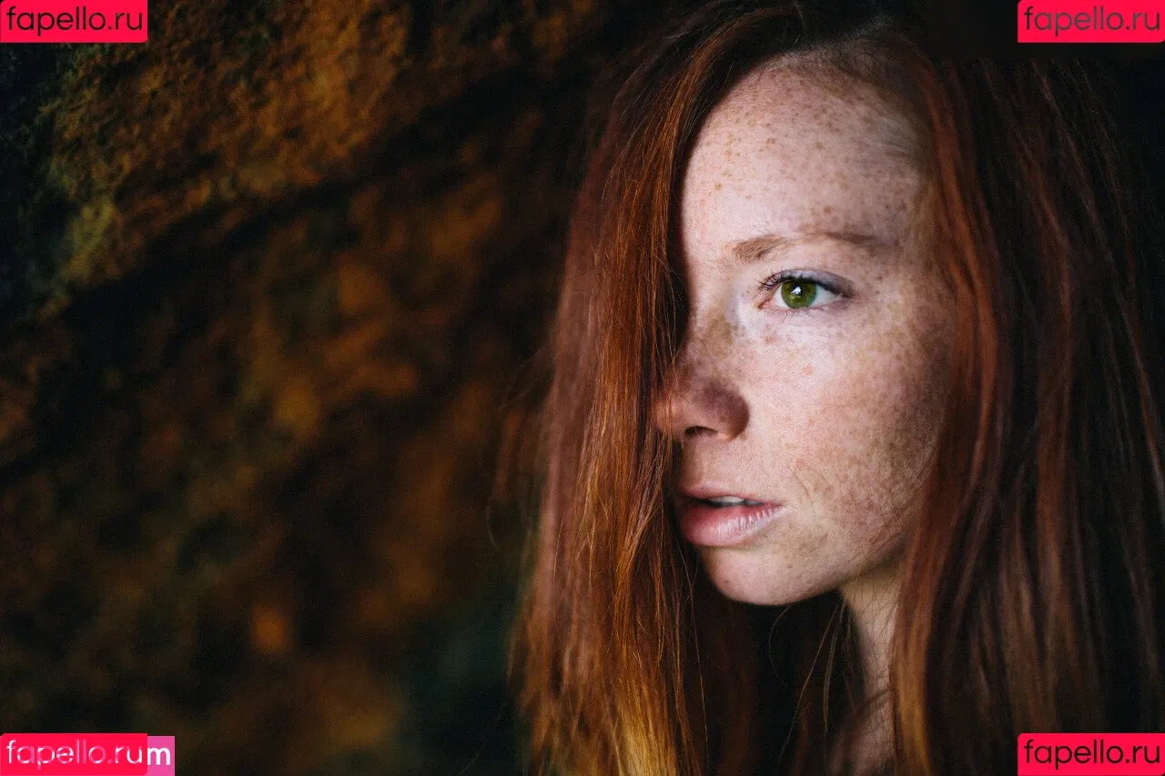 Hattie Watson / eittahton Onlyfans Photo Gallery 