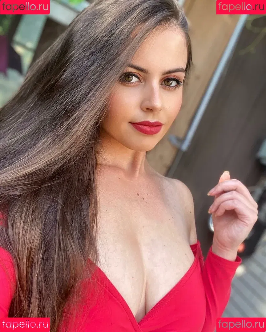 Victoria Boiadgieva / victoria / victoriabdg Onlyfans Photo Gallery 