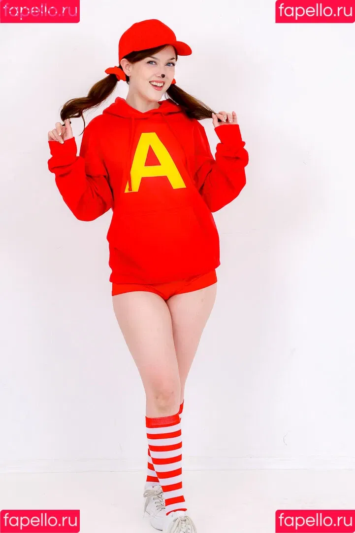 Bella Blu / bellablu_x / bellabluray / onlybellablu Onlyfans Photo Gallery 