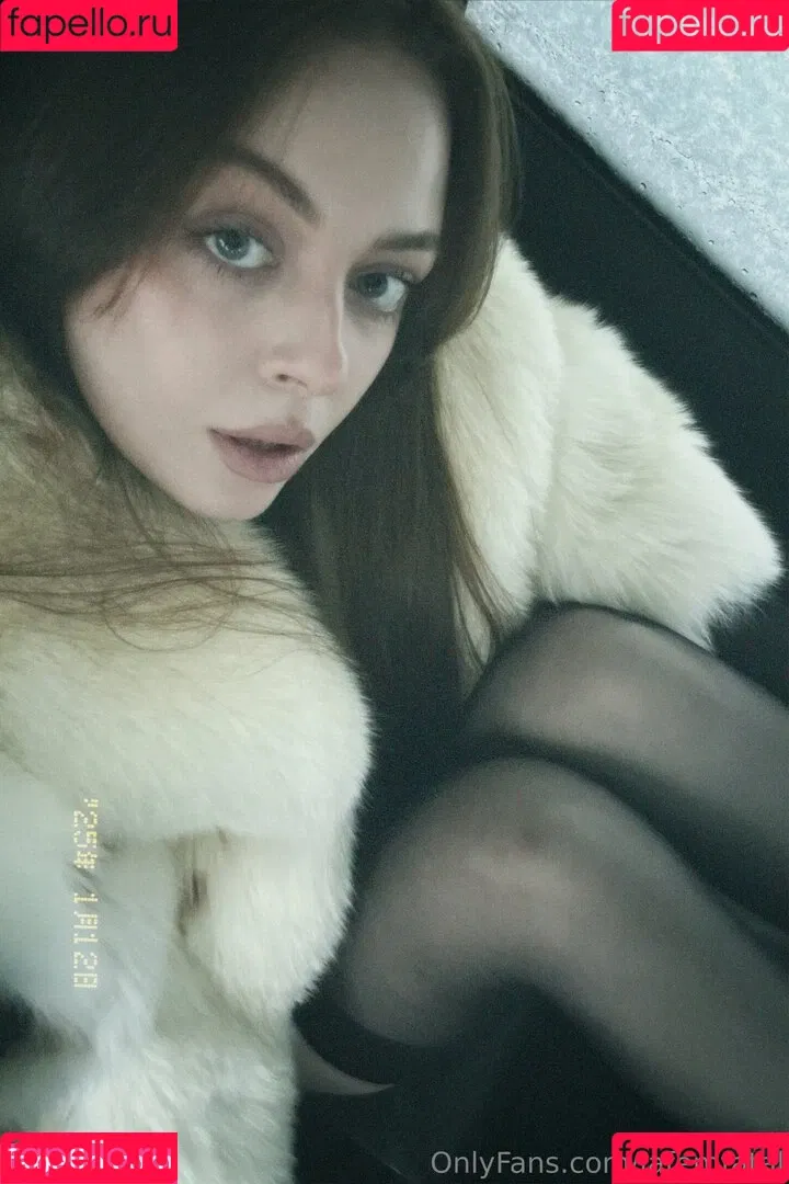 lafemfatal Onlyfans Photo Gallery 