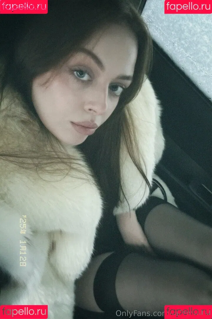 lafemfatal Onlyfans Photo Gallery 