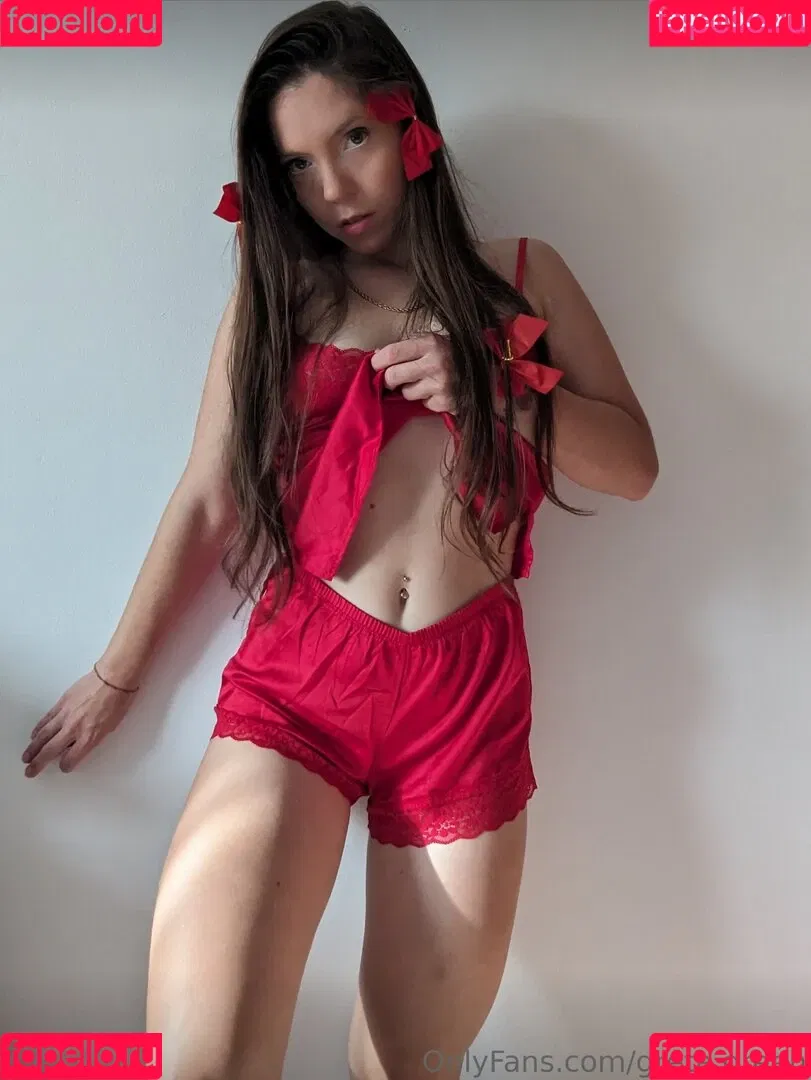 Treta Ghunberg / Treta_Ghunberg_ / treta.ghunberg_ / treta_ghunberg Onlyfans Photo Gallery 