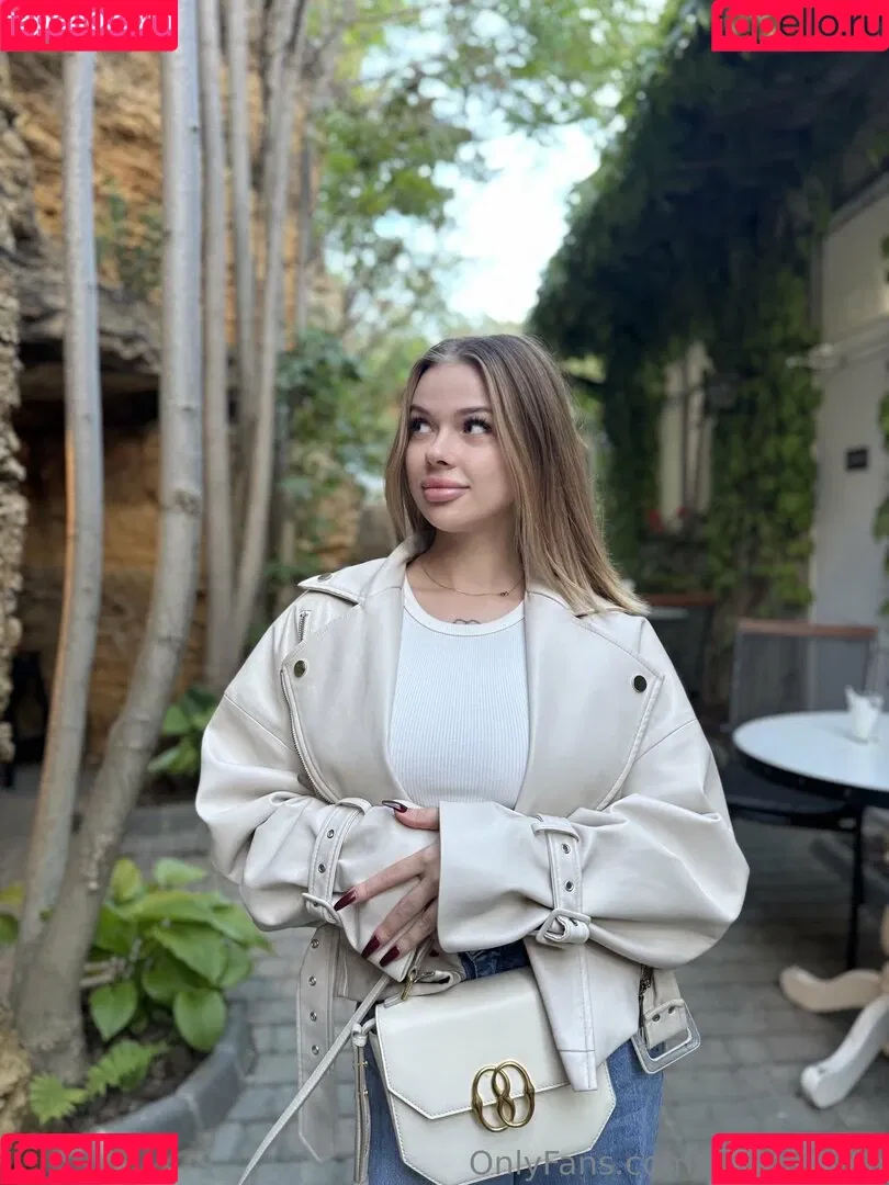 mi_mia_hart / mimirosahart Onlyfans Photo Gallery 