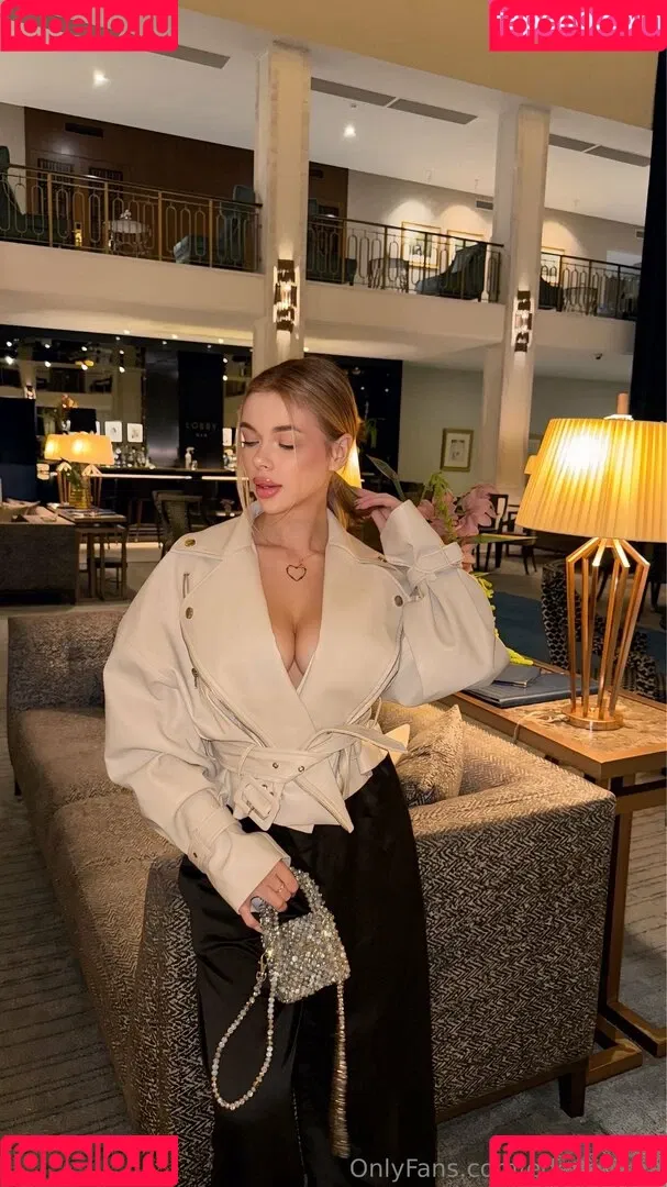 mi_mia_hart / mimirosahart Onlyfans Photo Gallery 