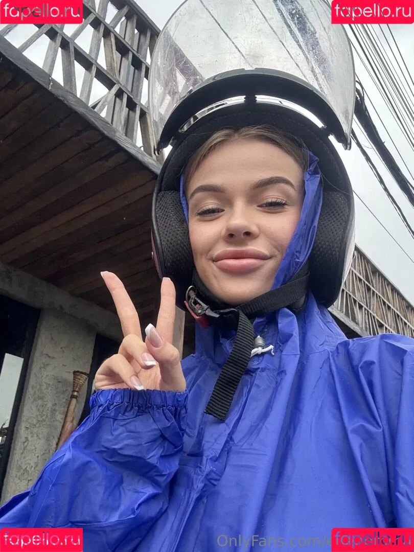 mi_mia_hart / mimirosahart Onlyfans Photo Gallery 