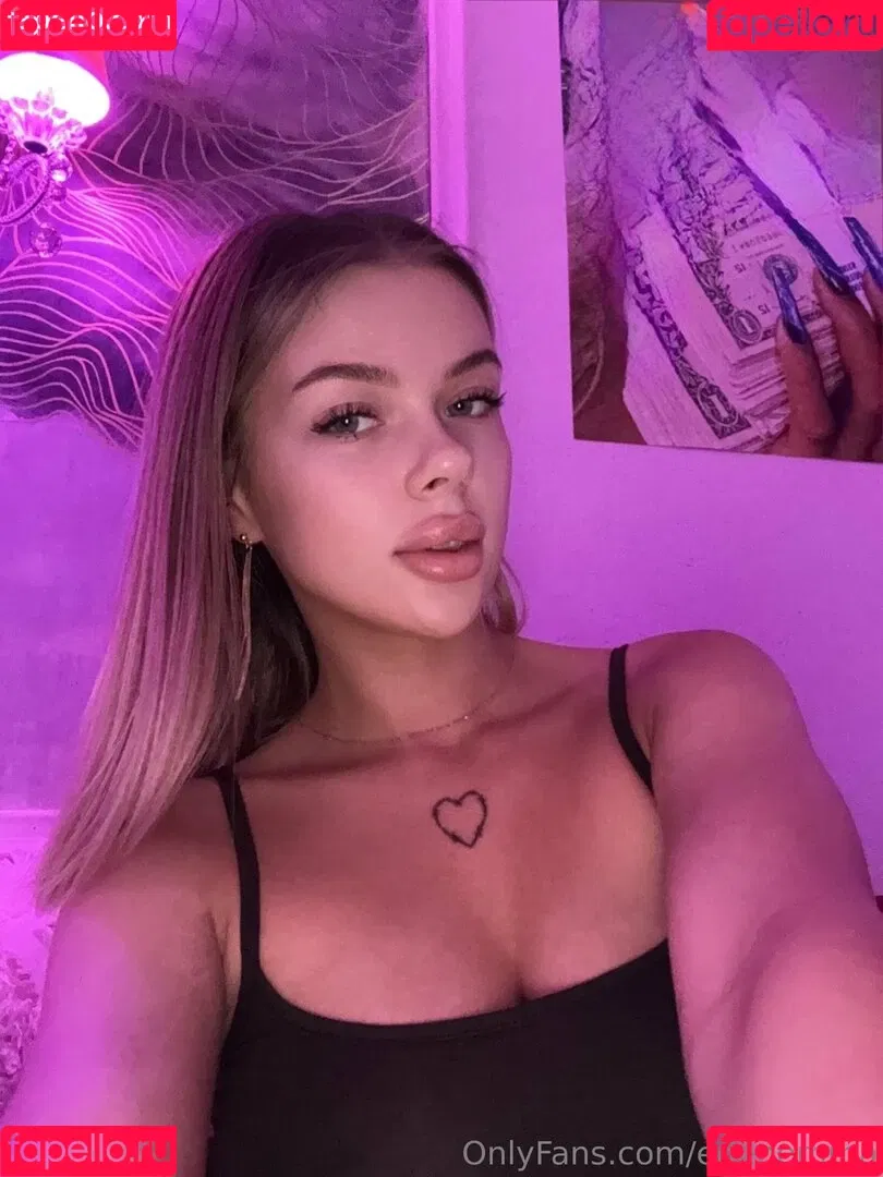 mi_mia_hart / mimirosahart Onlyfans Photo Gallery 