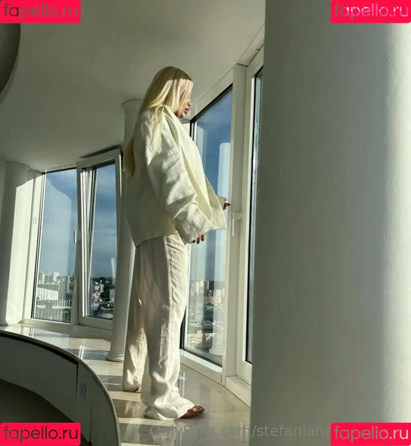 readthetease / stef_thetease Onlyfans Photo Gallery 