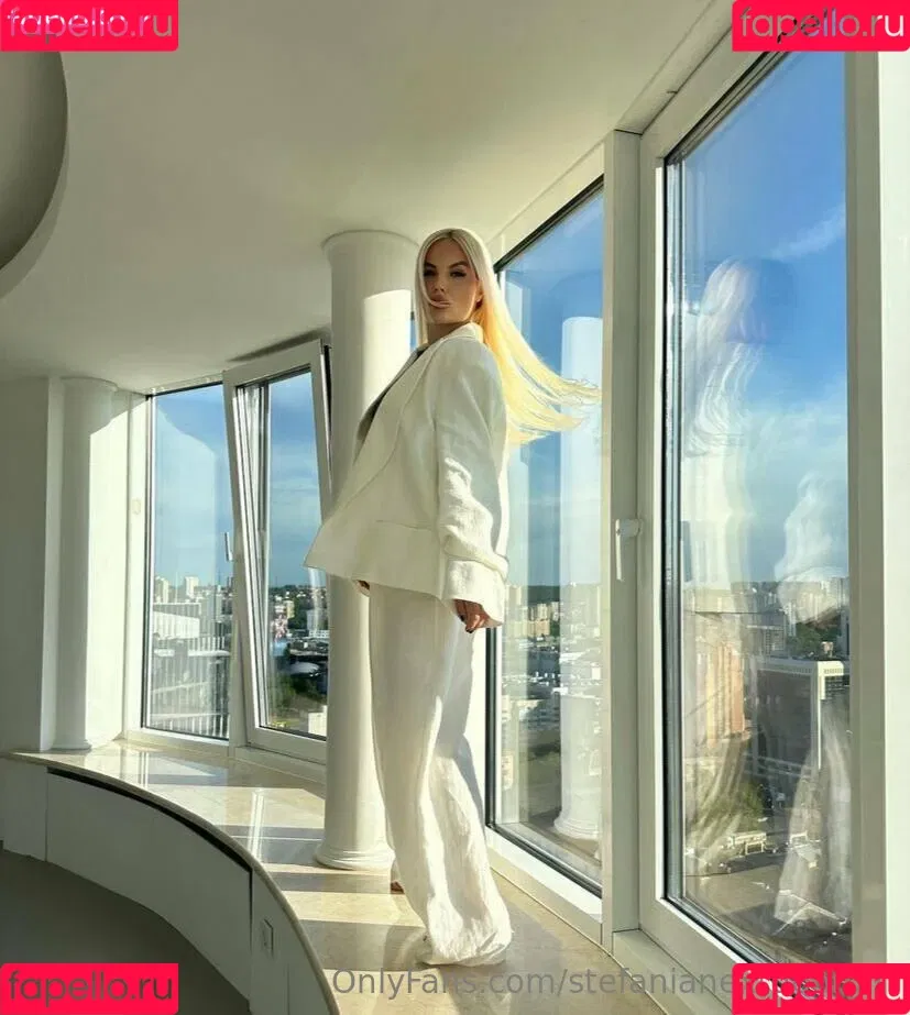 readthetease / stef_thetease Onlyfans Photo Gallery 