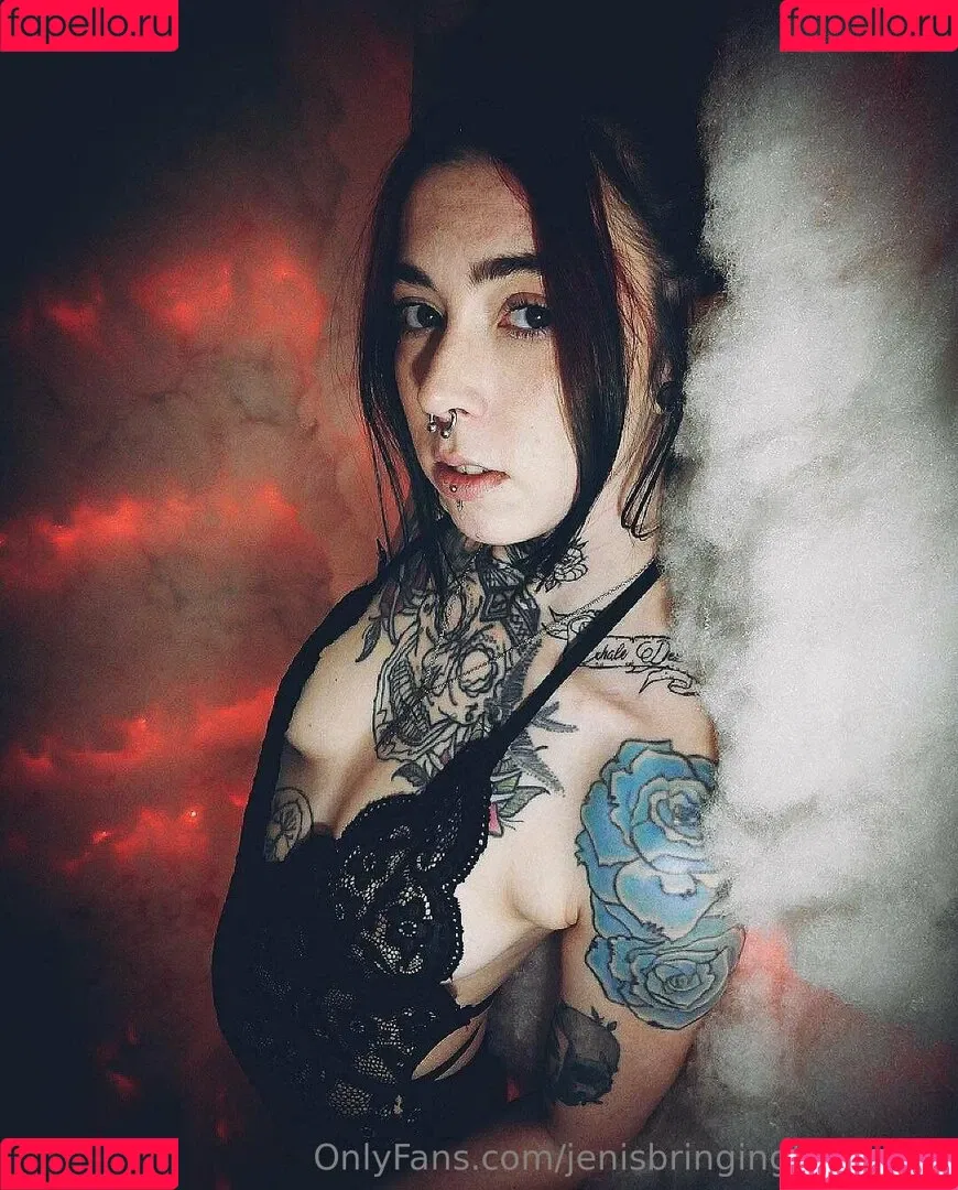 jenisbringingthedrugs / whitetrash_heart_throb Onlyfans Photo Gallery 