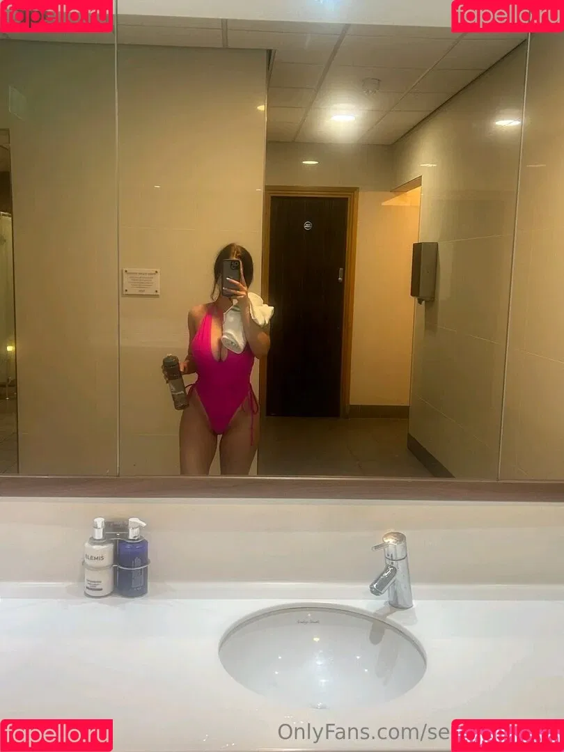 Secret Sienna / secretsienna / secretsienna1 / siennassecret Onlyfans Photo Gallery 