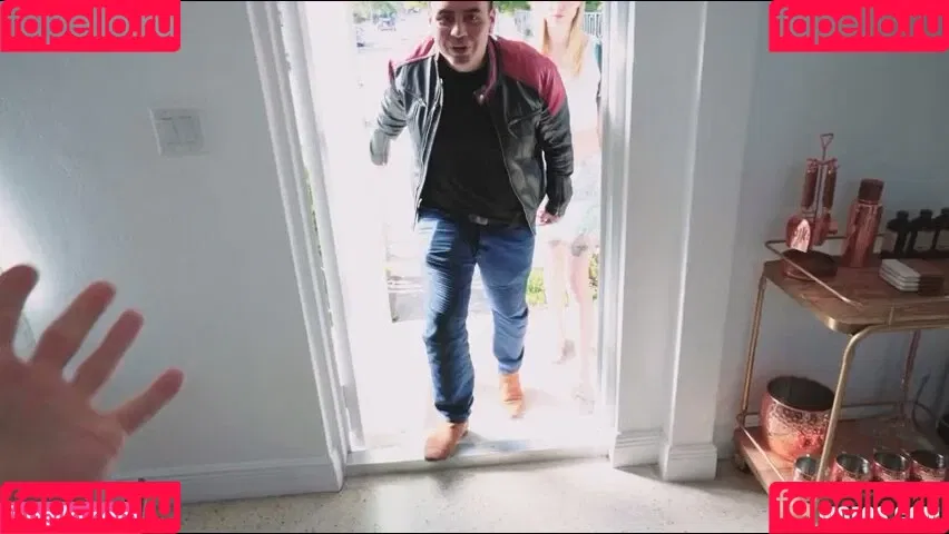 Haley Reed / and / haleyreedx / https: / thehaleyreed Onlyfans Photo Gallery 