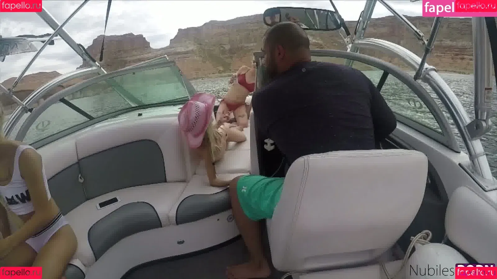 Haley Reed / and / haleyreedx / https: / thehaleyreed Onlyfans Photo Gallery 