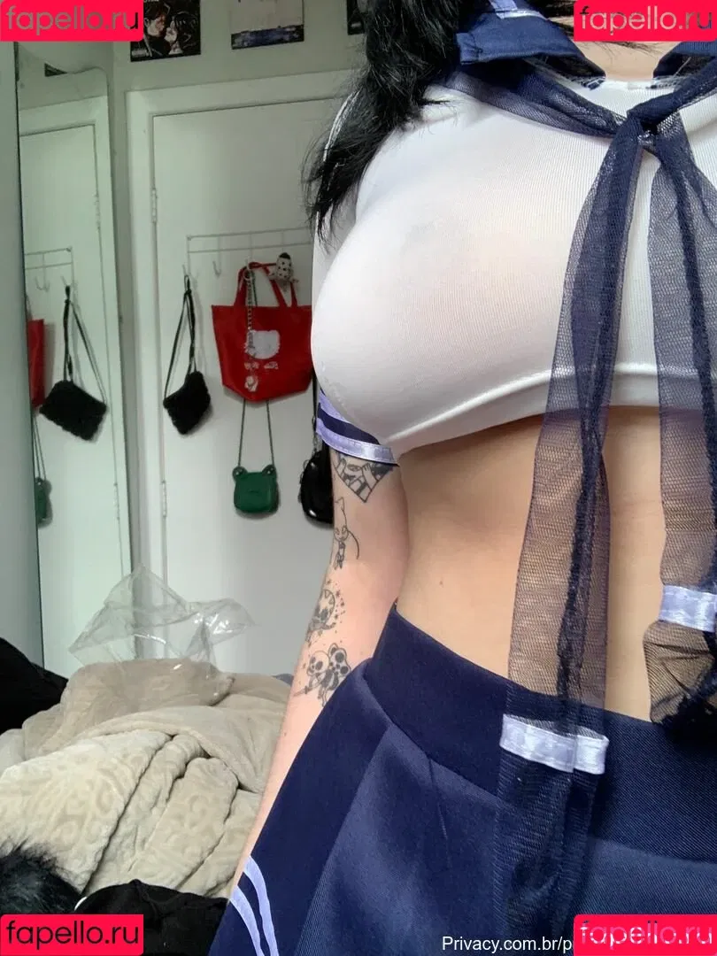 1myourproblem / imjustyourproblemx / notyourproblemlol / suzynha / yrfckingproblem Onlyfans Photo Gallery 