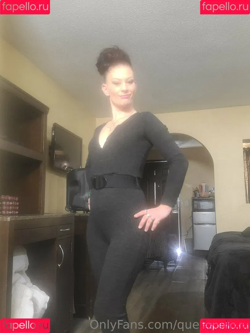 queen.b864 / thequeenshats Onlyfans Photo Gallery 