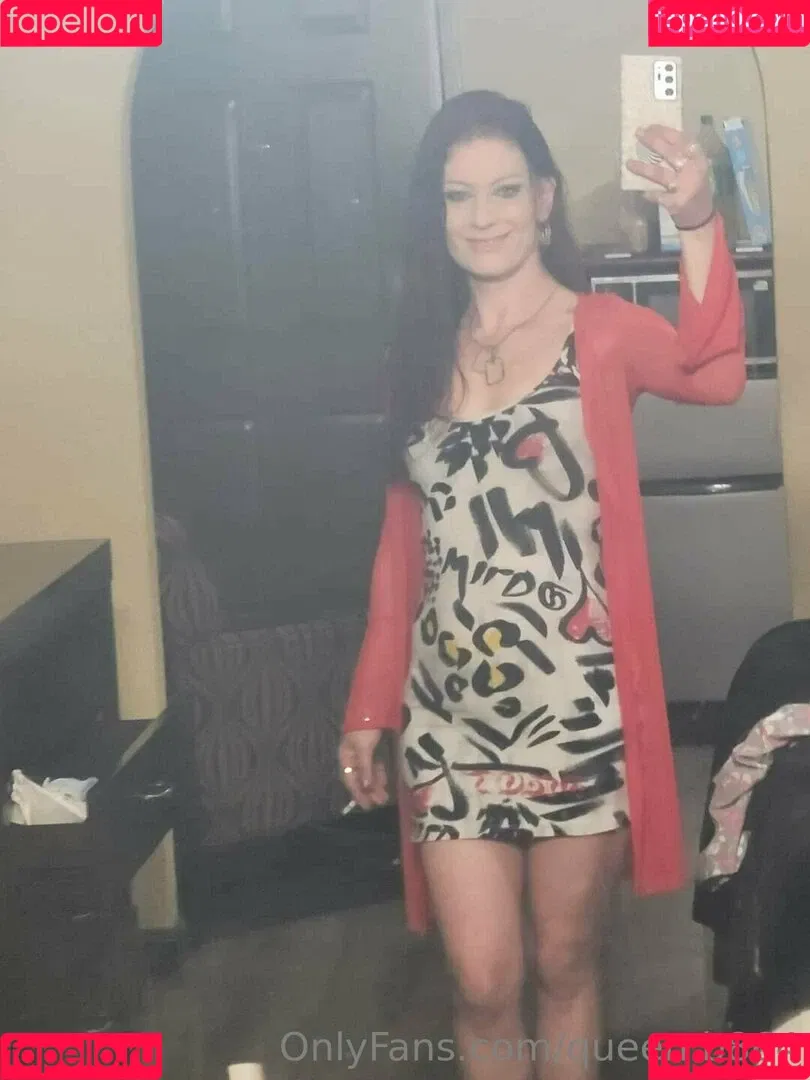 queen.b864 / thequeenshats Onlyfans Photo Gallery 